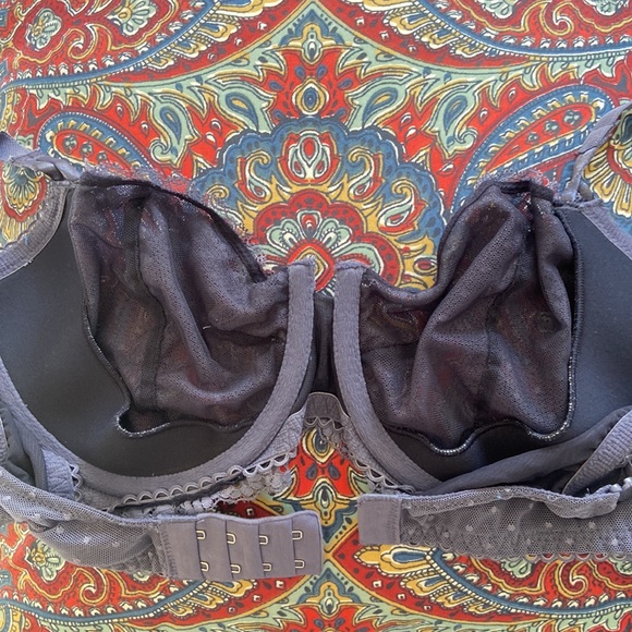 Size 36D Victoria secret unlined Demi bra. Blue lace - Picture 2 of 3